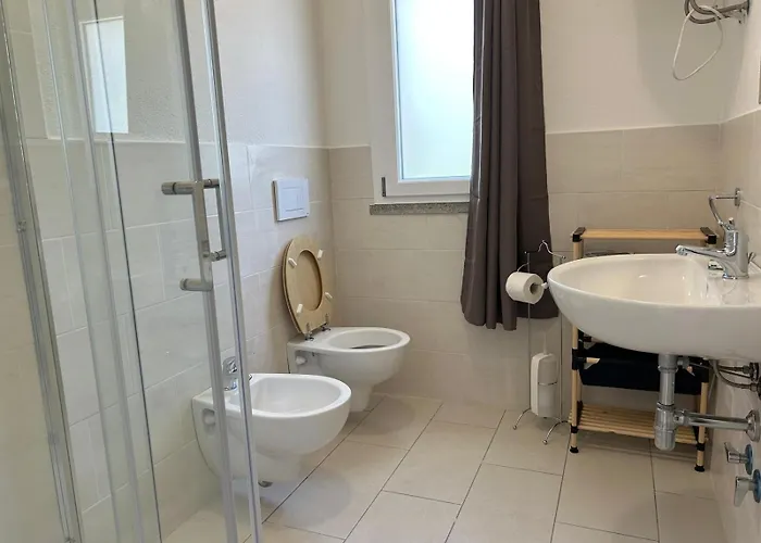 Trilocale Con Due Bagni B7 *